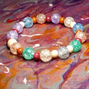 Crystal bracelet with wood beads